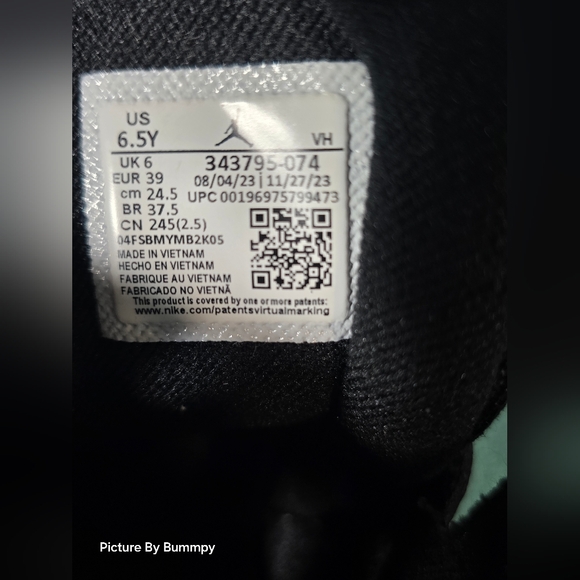 Jordan True Flight Basketball Shoes - Picture 7 of 7